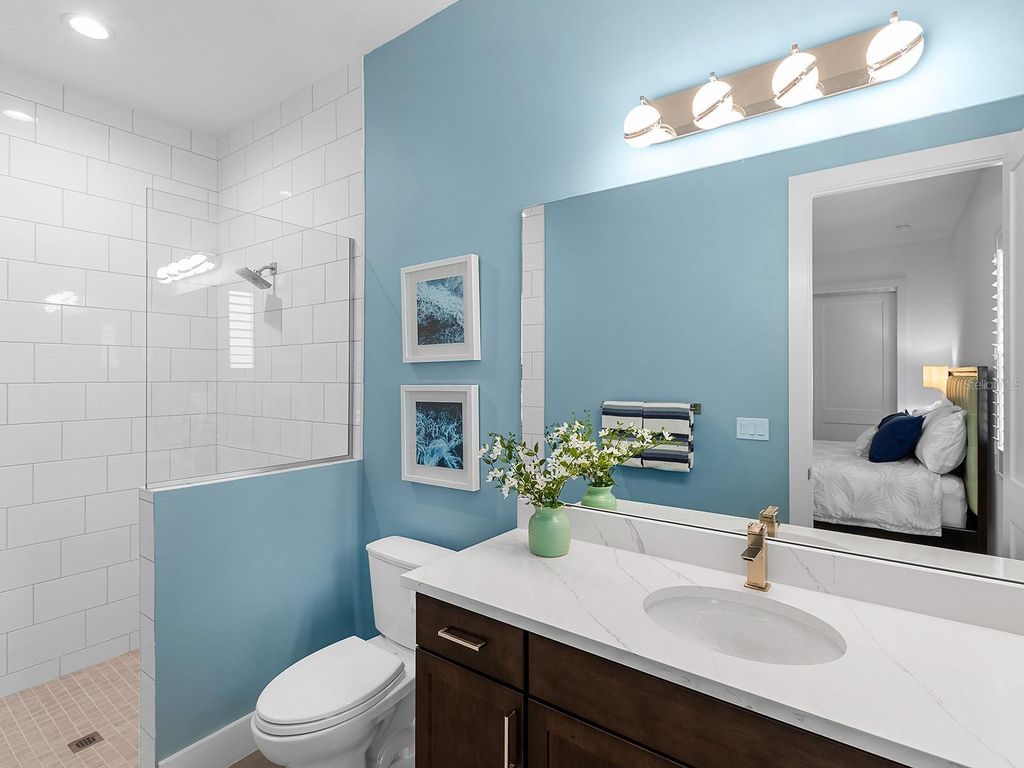 Image 59 of property listing at 8493 PAVIA WAY, Lakewood Ranch, FL 34202