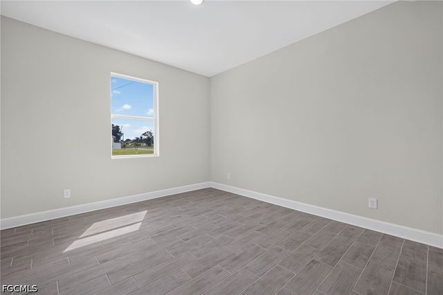 536 NW 18th AVE, Cape Coral, FL 33993