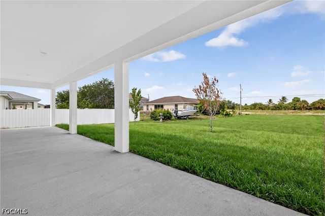 536 NW 18th AVE, Cape Coral, FL 33993