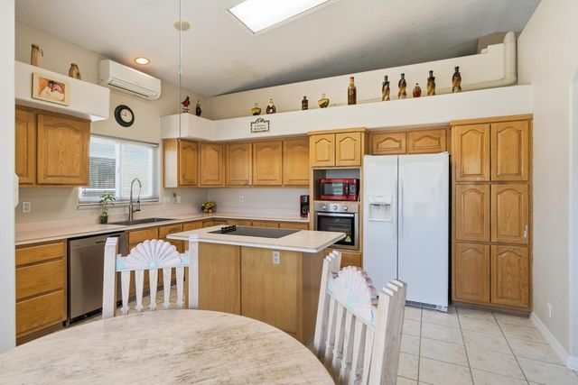 3042 Copper Creek Road SE, Rio Rancho, NM 87124