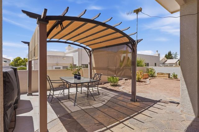 3042 Copper Creek Road SE, Rio Rancho, NM 87124