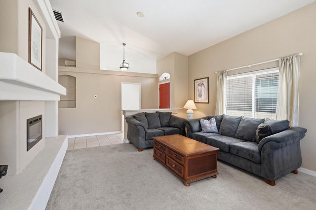 3042 Copper Creek Road SE, Rio Rancho, NM 87124