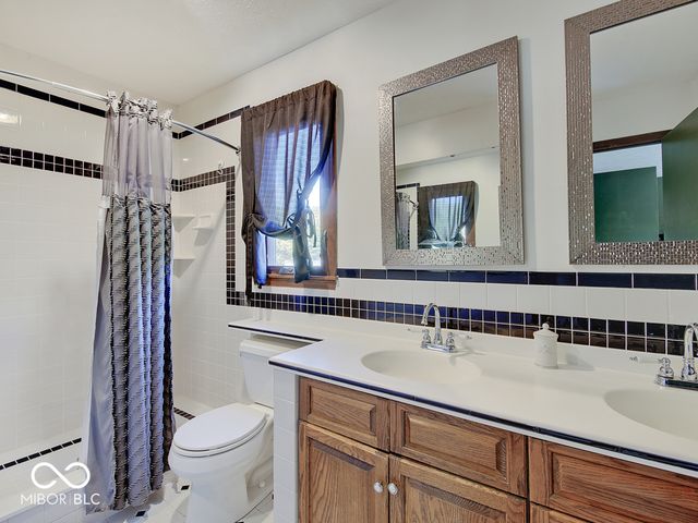 10214 Swiftsail Lane, Indianapolis, IN 46256