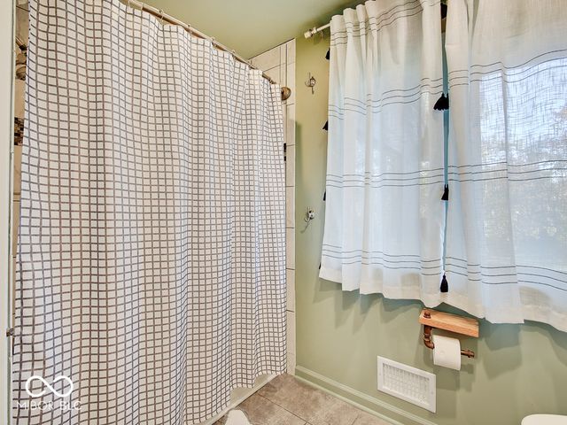 10214 Swiftsail Lane, Indianapolis, IN 46256