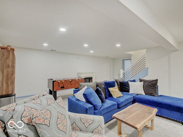 10214 Swiftsail Lane, Indianapolis, IN 46256