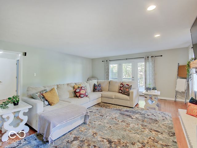 10214 Swiftsail Lane, Indianapolis, IN 46256
