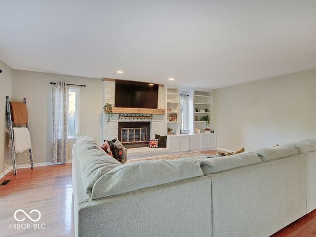 10214 Swiftsail Lane, Indianapolis, IN 46256