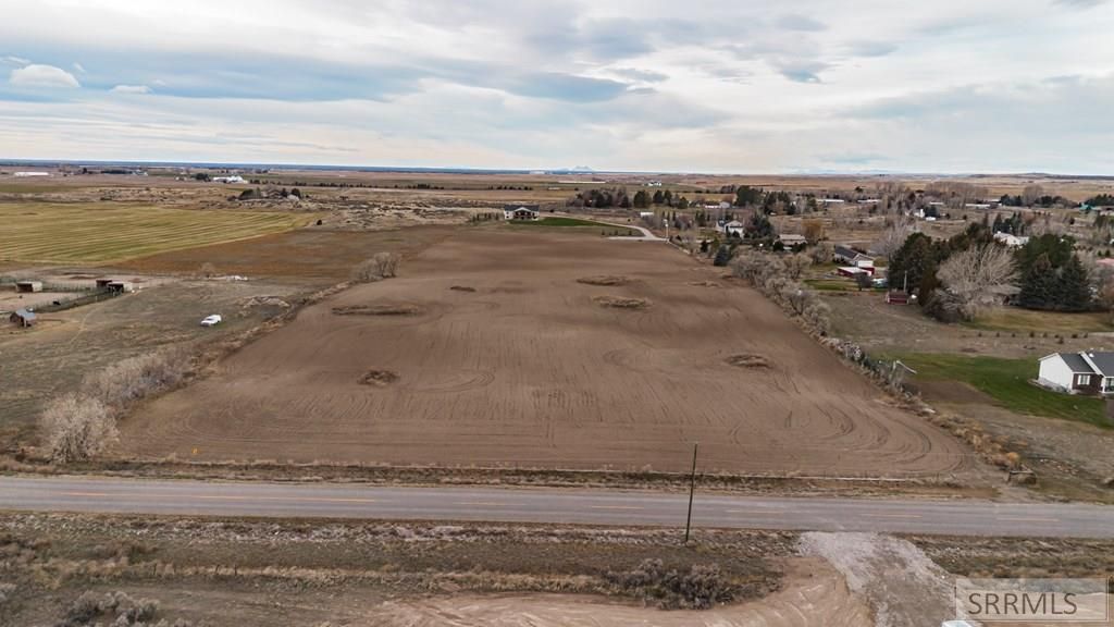 Image 4 of property listing at TBD S 55 W, Idaho Falls, ID 83402