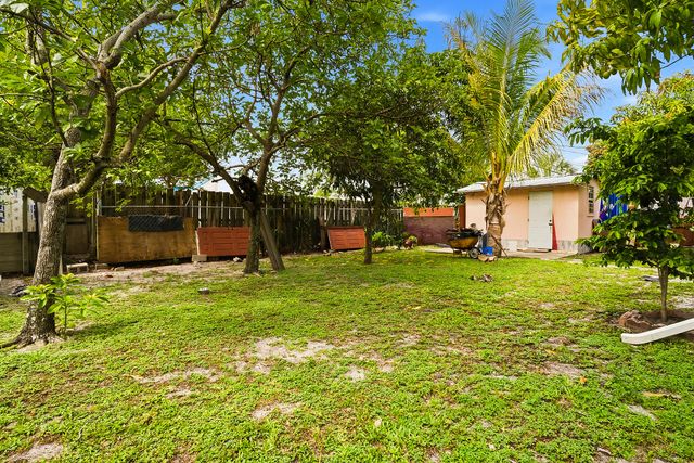 550 NE 37th Street 1-2, Pompano Beach, FL 33064