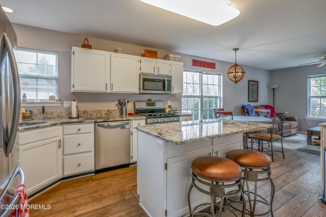 2357 W Ashfield Court, Toms River, NJ 08755