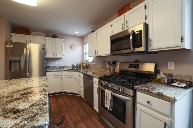 2357 W Ashfield Court, Toms River, NJ 08755