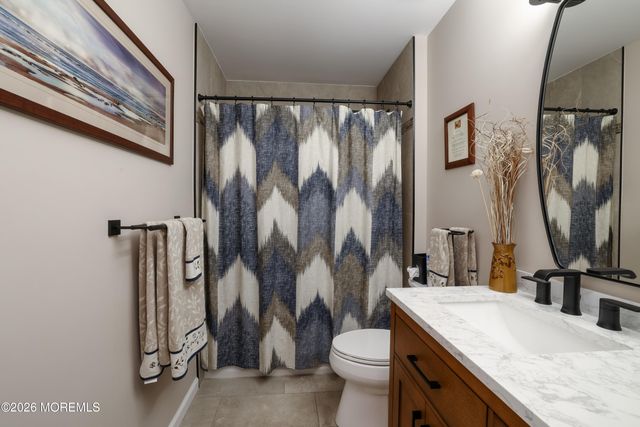 2357 W Ashfield Court, Toms River, NJ 08755