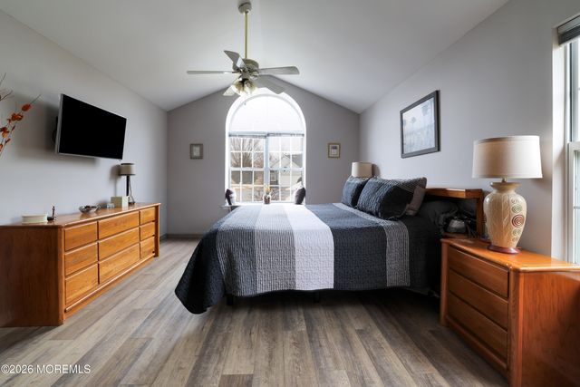 2357 W Ashfield Court, Toms River, NJ 08755