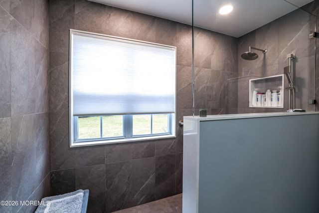 2357 W Ashfield Court, Toms River, NJ 08755