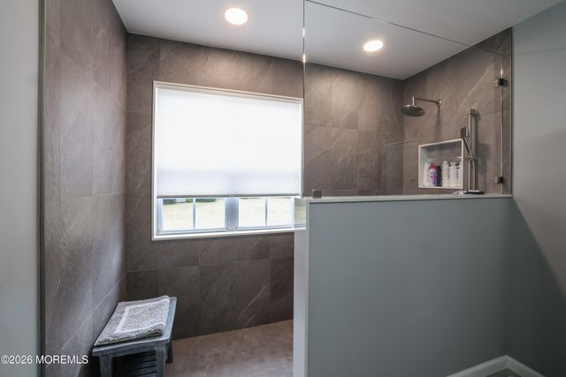 2357 W Ashfield Court, Toms River, NJ 08755