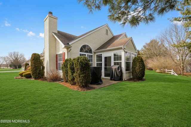 2357 W Ashfield Court, Toms River, NJ 08755