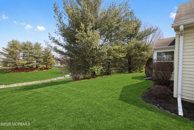 2357 W Ashfield Court, Toms River, NJ 08755