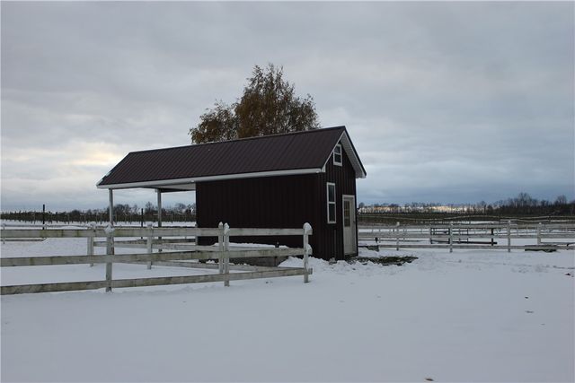 10616 Maple Ridge Road, Shelby, NY 14103