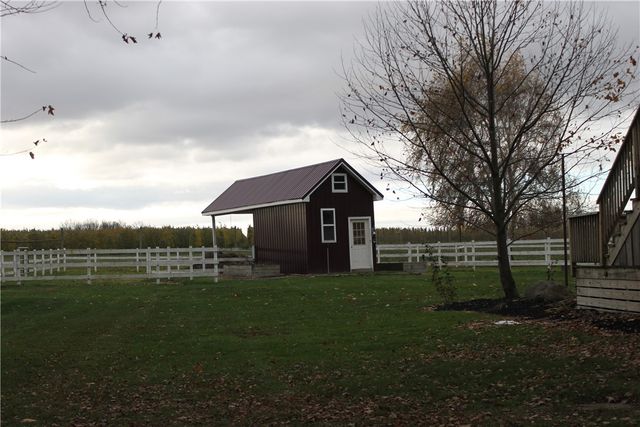 10616 Maple Ridge Road, Shelby, NY 14103