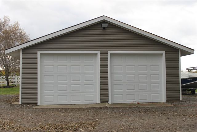 10616 Maple Ridge Road, Shelby, NY 14103