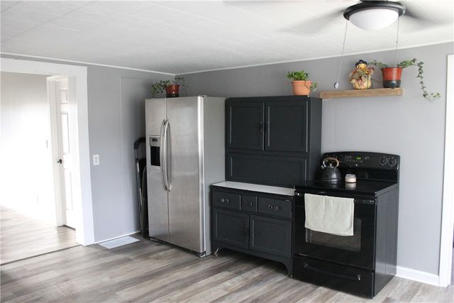 10616 Maple Ridge Road, Shelby, NY 14103