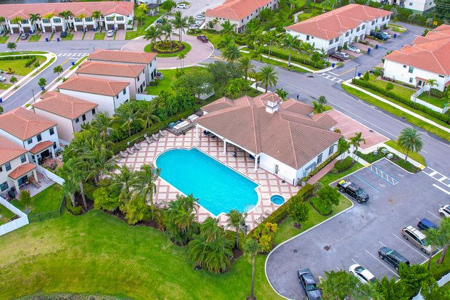 2024 Sugar Maple Drive, Riviera Beach, FL 33410