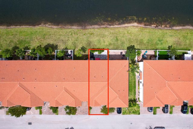 2024 Sugar Maple Drive, Riviera Beach, FL 33410