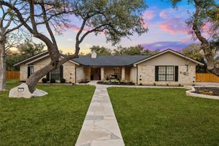 701 W Esparada DR, Georgetown, TX 78628