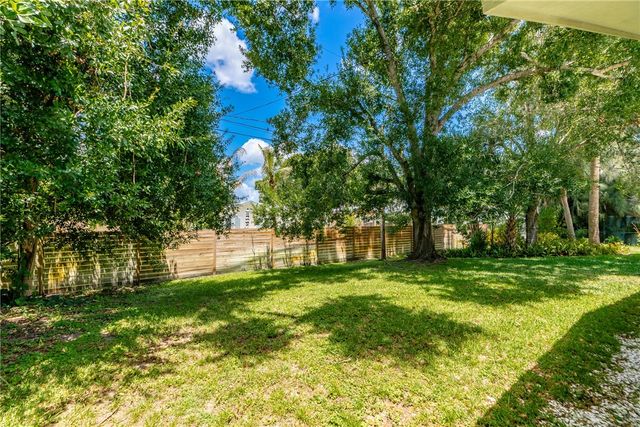1401 31st Avenue, Vero Beach, FL 32960