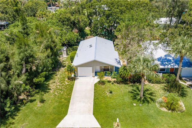 1401 31st Avenue, Vero Beach, FL 32960