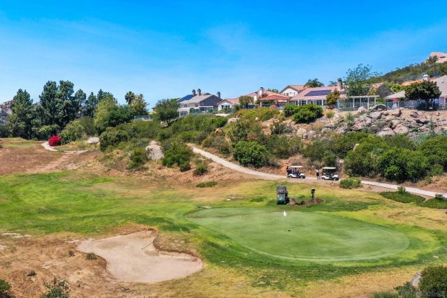 10562 Aspen Gln, Escondido, CA 92026