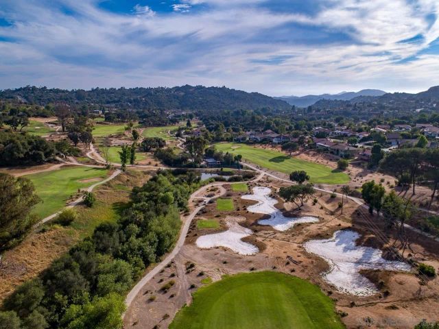 10562 Aspen Gln, Escondido, CA 92026