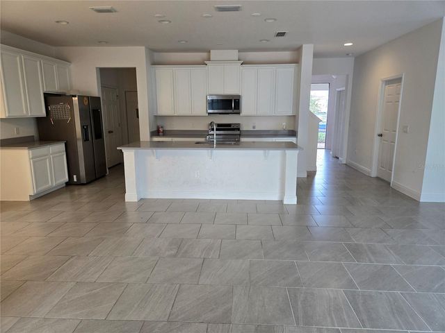 1152 BLUE GARDEN DRIVE, Deland, FL 32720