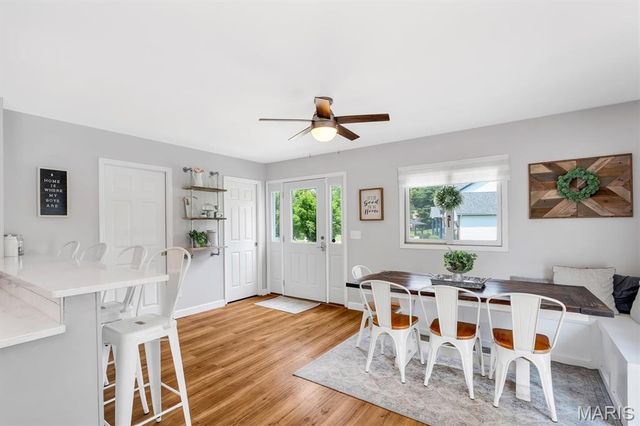 32 Kensington Place Court, St Charles, MO 63304