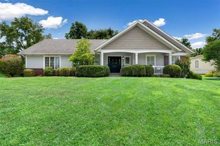 32 Kensington Place Court, St Charles, MO 63304
