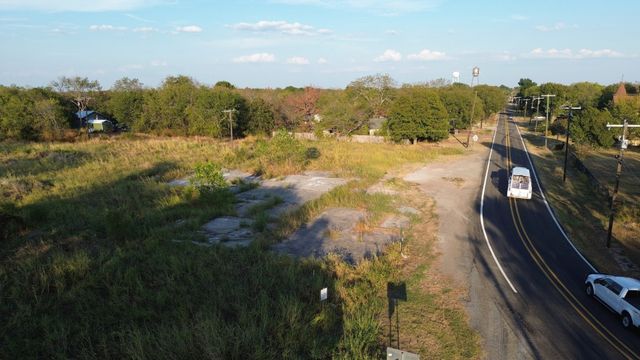 702 Bonham Street, Ladonia, TX 75449