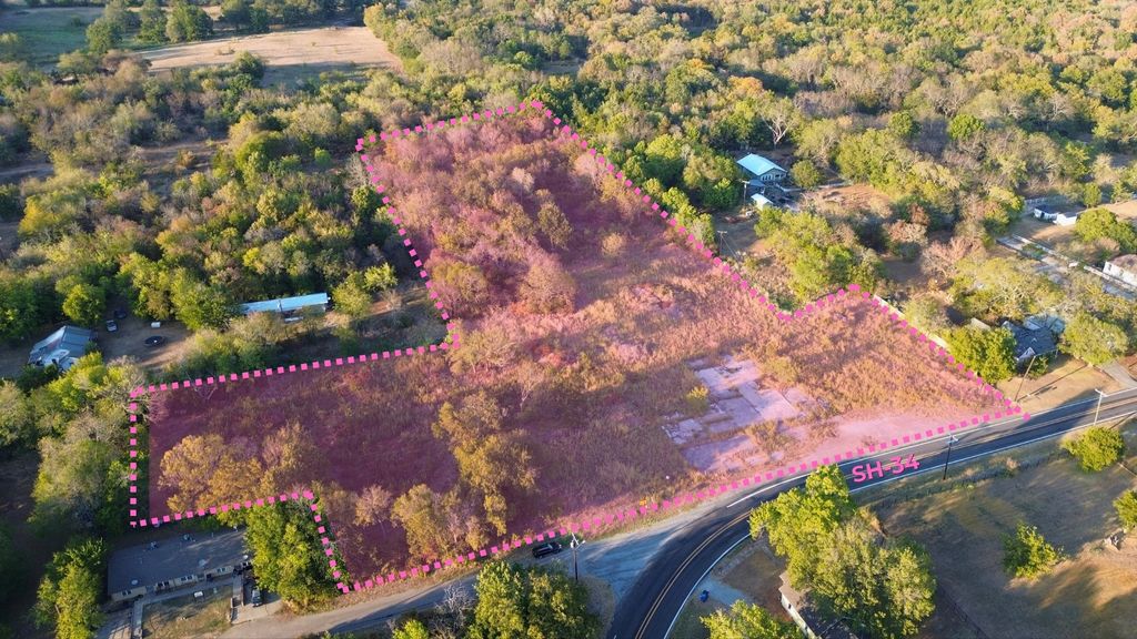 702 Bonham Street, Ladonia, TX 75449