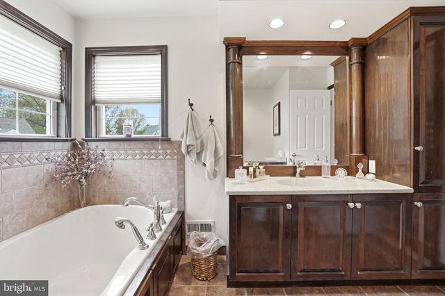 3776 AMBERTON WAY, Doylestown, PA 18902