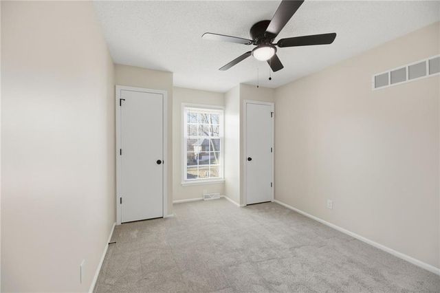 7918 Southview Drive, Grandview, MO 64030