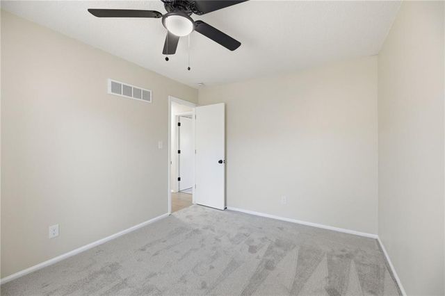 7918 Southview Drive, Grandview, MO 64030