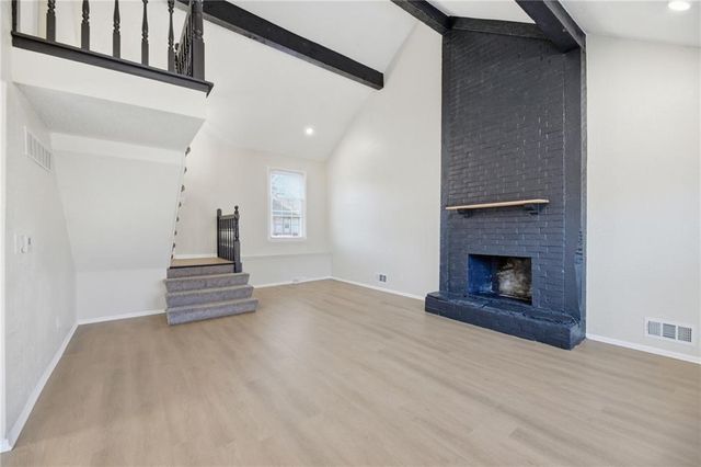 7918 Southview Drive, Grandview, MO 64030