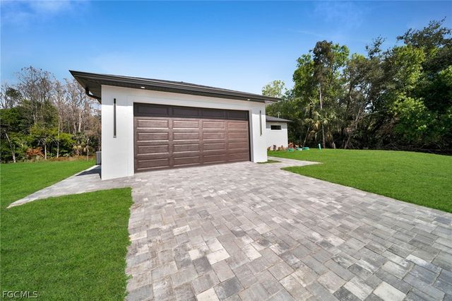 3602 58th ST W, Lehigh Acres, FL 33971