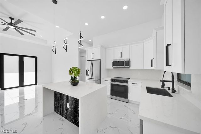 3602 58th ST W, Lehigh Acres, FL 33971