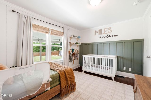 2401 Huffine Circle, Johnson City, TN 37604