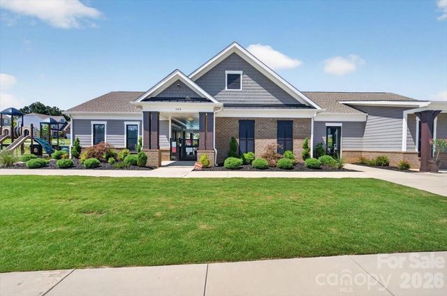 166 Aviendha Lane, Troutman, NC 28166