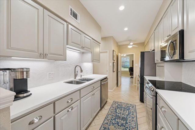 7445 Brompton Street, Houston, TX 77025