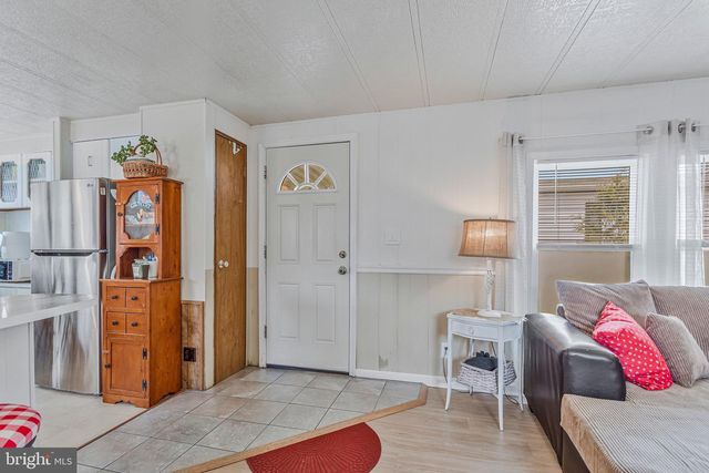 9103 COLUMBINE LN, Upper Marlboro, MD 20772