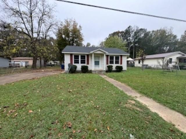 80 NORTHCUTT ST, Savannah, TN 38372