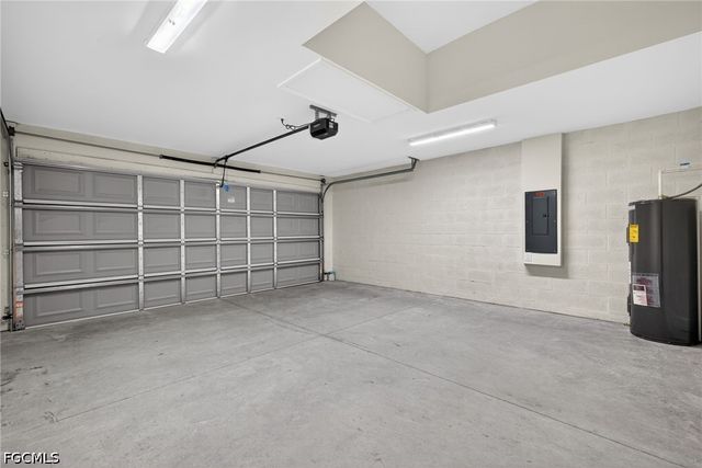 1726 NW 3rd ST, Cape Coral, FL 33993