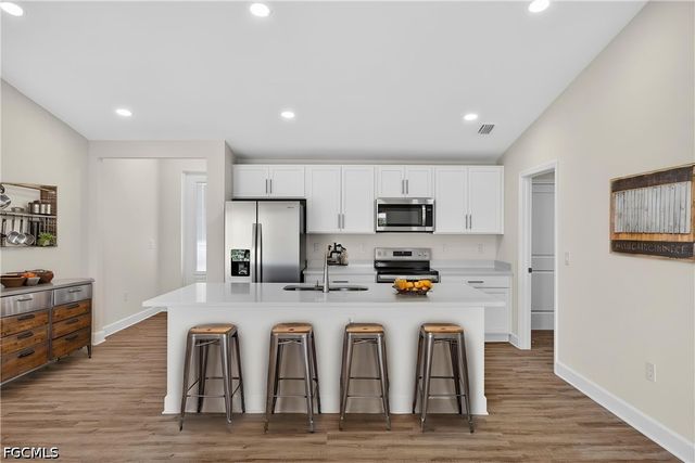 1726 NW 3rd ST, Cape Coral, FL 33993